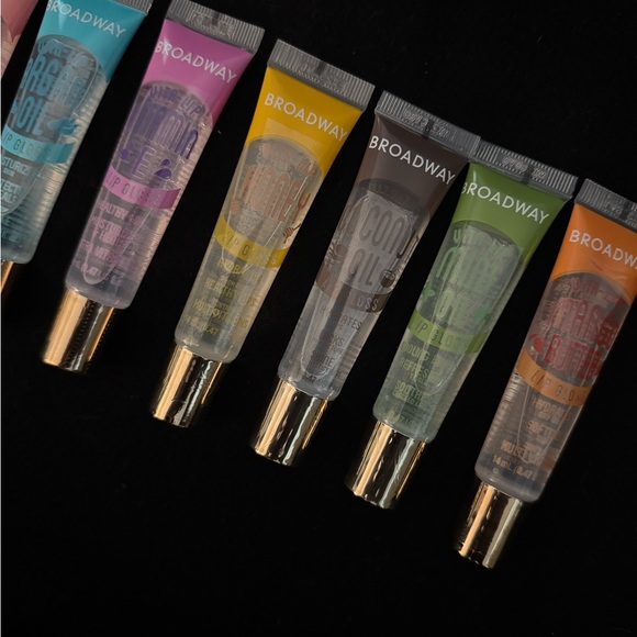 Broadway- Lip oil gloss (receive two random) - Picture 3 of 4